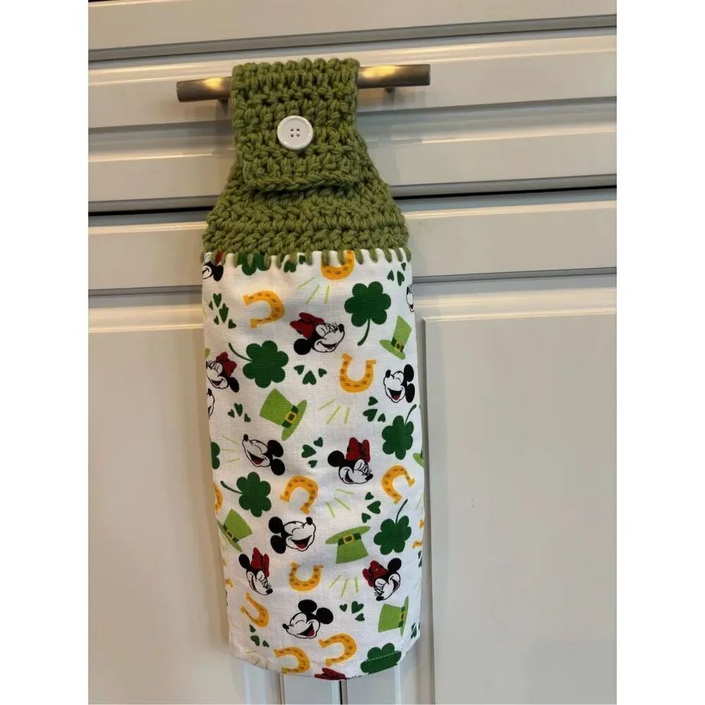 Crochet Top Kitchen Towel- St. Patrick’s Day/mickey minnie